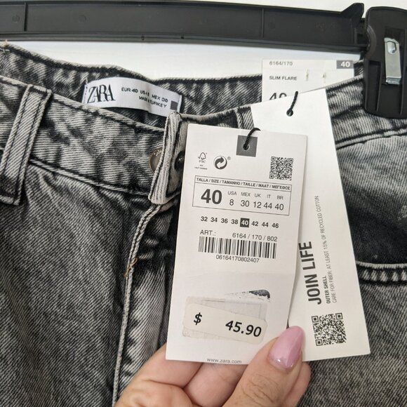 High Waisted Flare Jeans - Picture 3 of 5